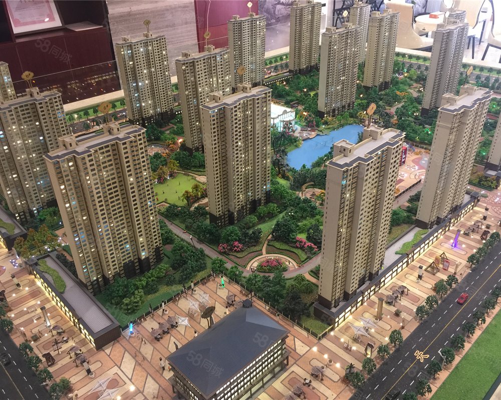 恒实御湖城新房