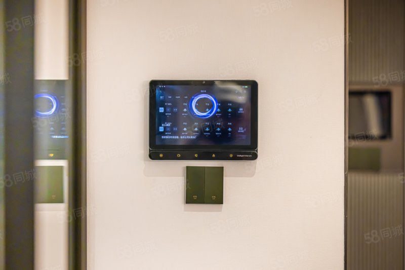 和光悅府(新房)4室2廳3衛(wèi)170㎡南1496萬