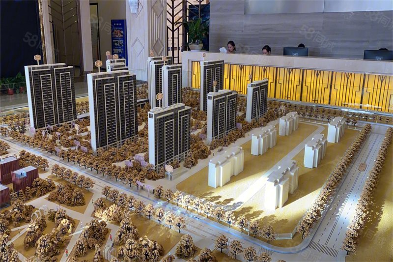 许昌心怡苑·建业府3室2厅2卫144㎡南105万