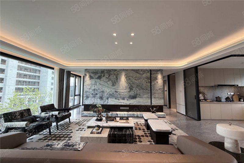 龙湖·江宸府3室2厅130㎡163万二手房图片