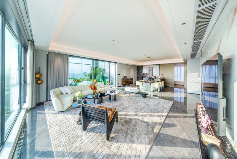 润和大泽湖4室2厅197㎡296万二手房图片