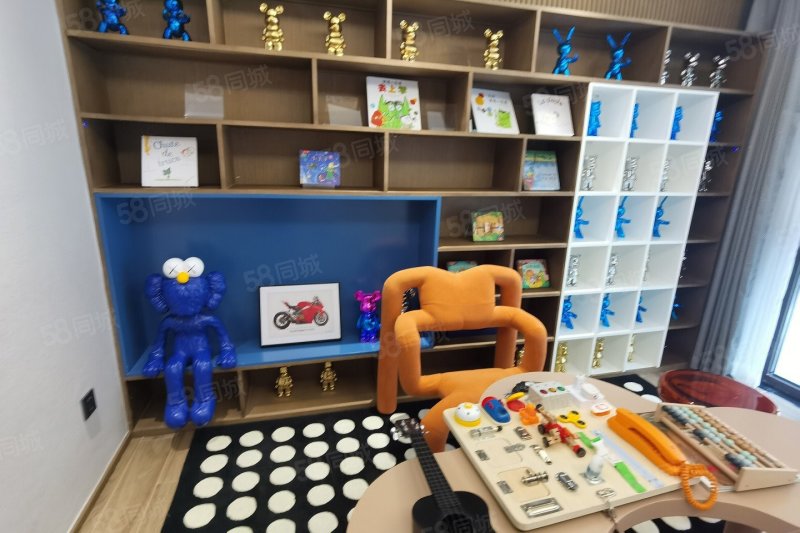 金湖学府(新房)3室2厅150㎡114万二手房图片