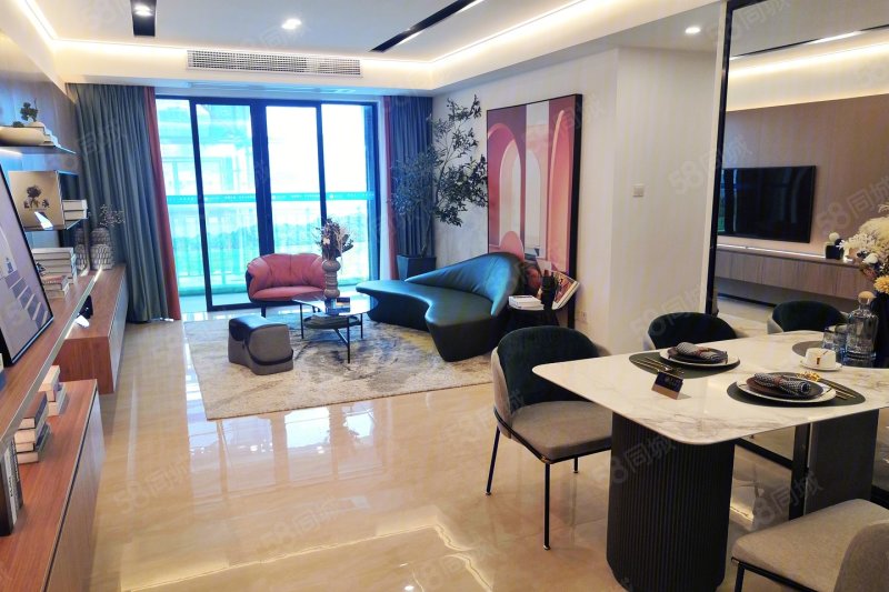 观景华府4室2厅111㎡90万二手房图片